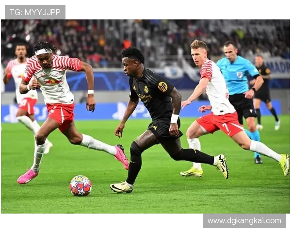 欧冠足球明星精彩瞬间观看时间全攻略助你不再错过比赛盛宴